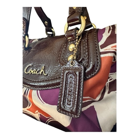 Coach Ashley Hand Drawn Scarf Print Hobo
Shoulder Bag - Picture 2 of 12